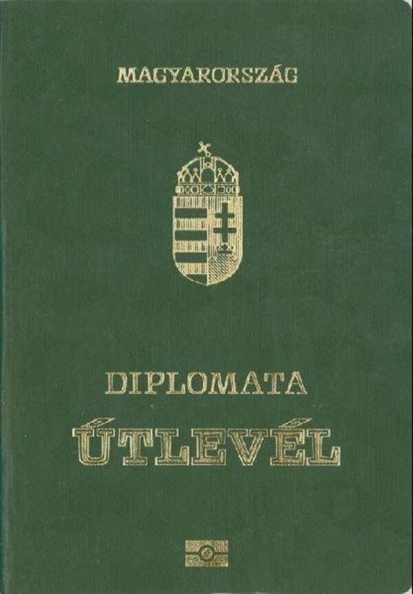 Дипломатический паспорт Венгрии